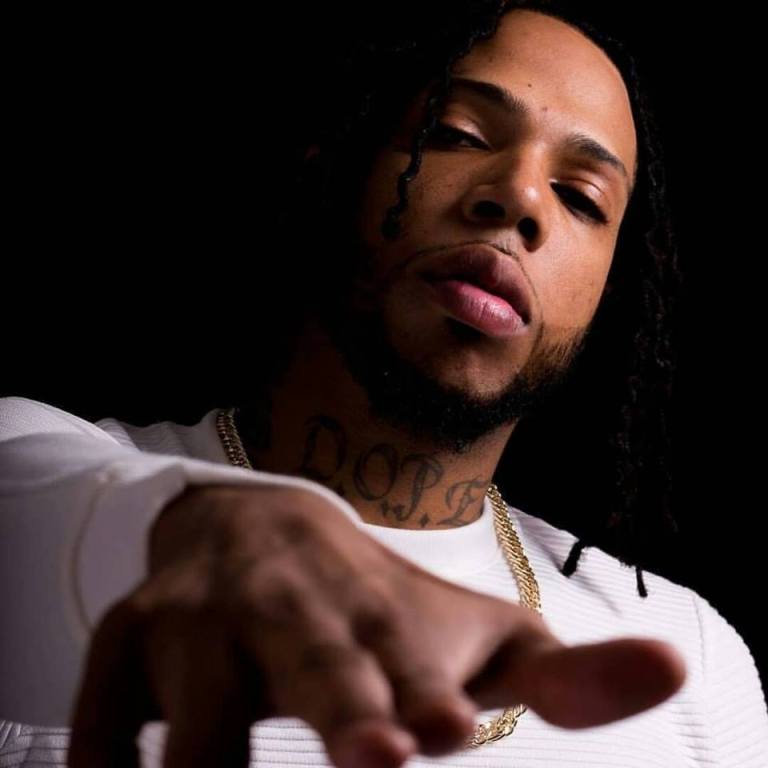 Monsta – Meia Noite (feat. Miss Tchamba)