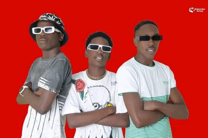 A Dupla Lhe Come – Lhe Come (feat Mix DJ)