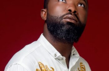 Zamiro Pleyz – Recomeço (feat. Luís Tchivandje)