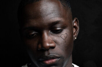 Okenio M – Só Minha (feat Carla Prata) [Baixar 2024]